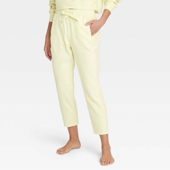 All in Motion Cozy Rib Straight Pant Crop High Rise Drawstring Waist Size Medium - Picture 2 of 16